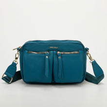 Carica l'immagine nel visualizzatore di Gallery, Borsa a tracolla in nylon con tasche in similpelle - Blu ottanio | Mimì-Muà Firenze