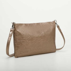 Borsa a busta effetto laminato - Oro | Mimì-Muà Firenze