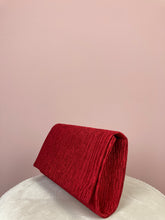 Carica l&#39;immagine nel visualizzatore di Gallery, Pochette côtelé - Red Velvet
