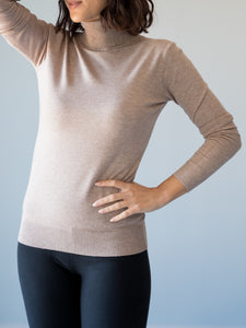 Maglioncino collo alto basic